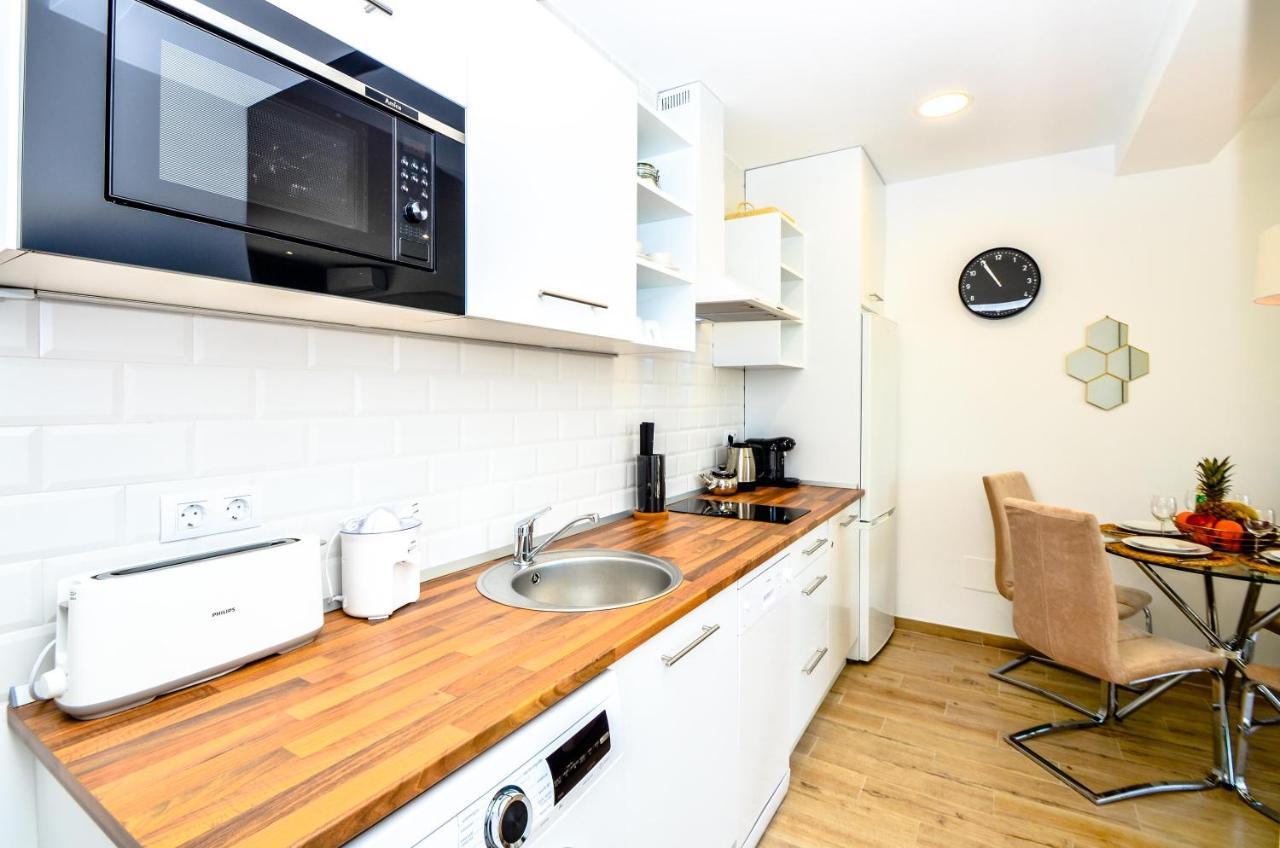 1 Bedroom Apartment Sea View In Center Of Marbella! 外观 照片
